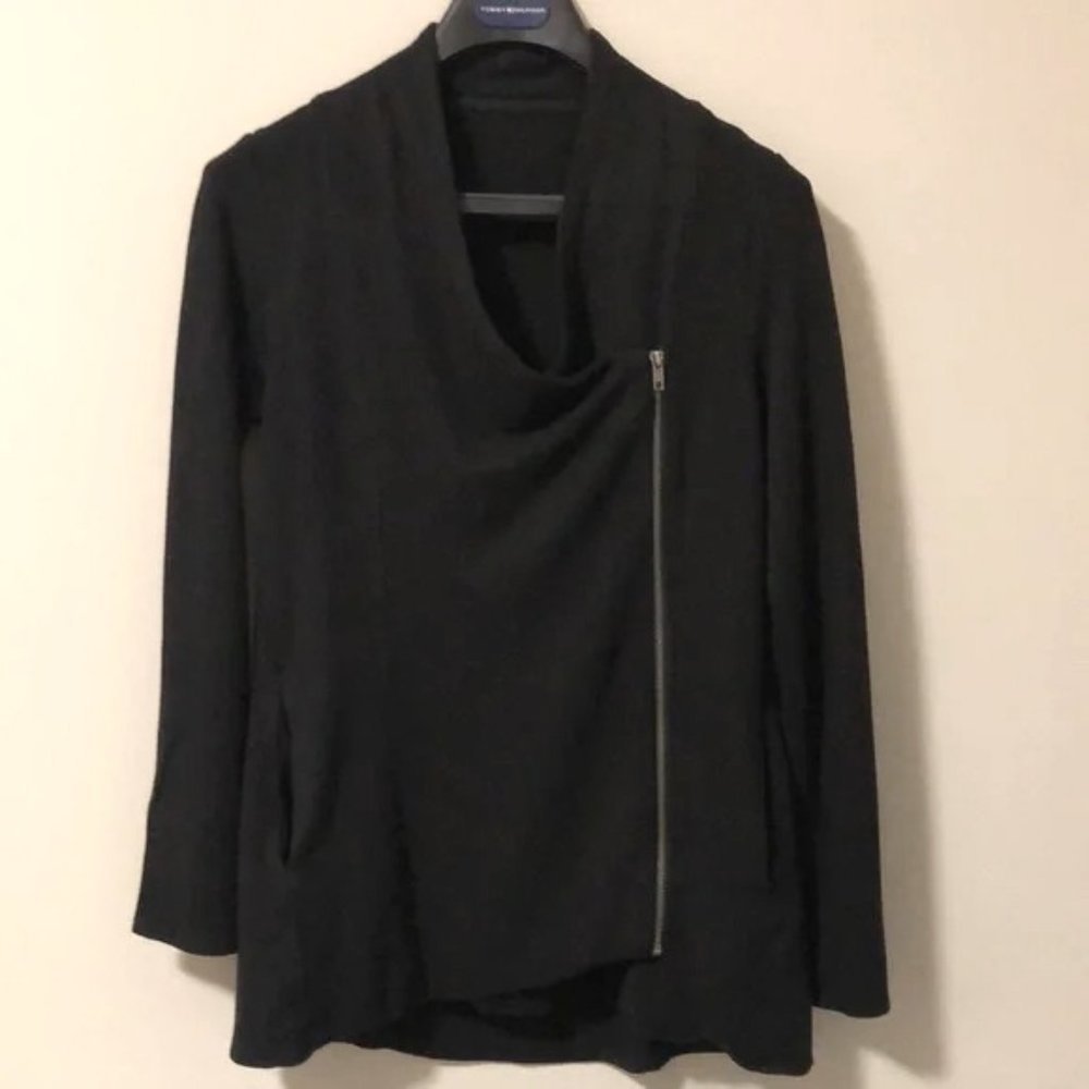 Sports Style Jacket Size M/L